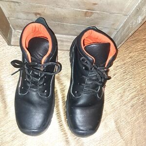 Size 10 Men' Safety Work Boots.